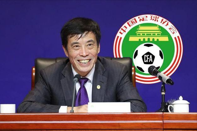 The Athletic撰文谈到了巴萨的情况，该文表示巴萨高层对球队输给赫罗纳感到痛苦，若球队周末再输球，可能会换帅。